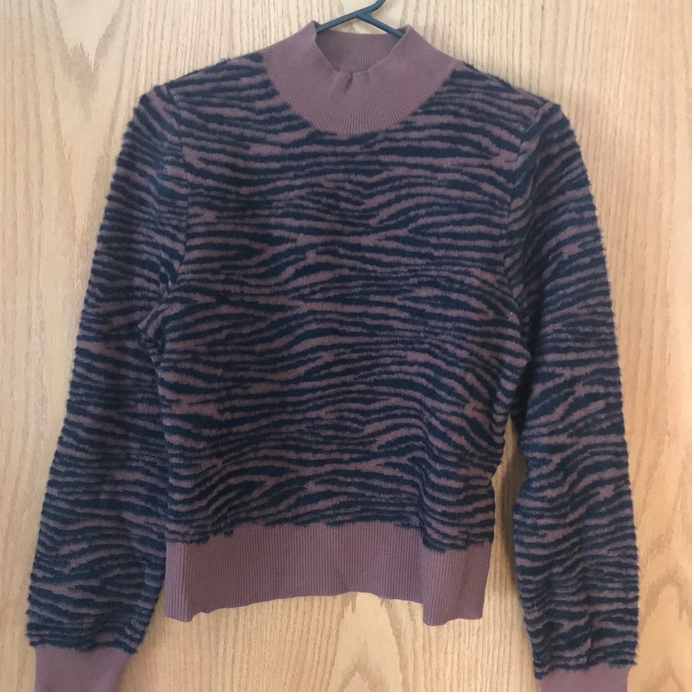 Express animal print sweater - Picture 1 of 3